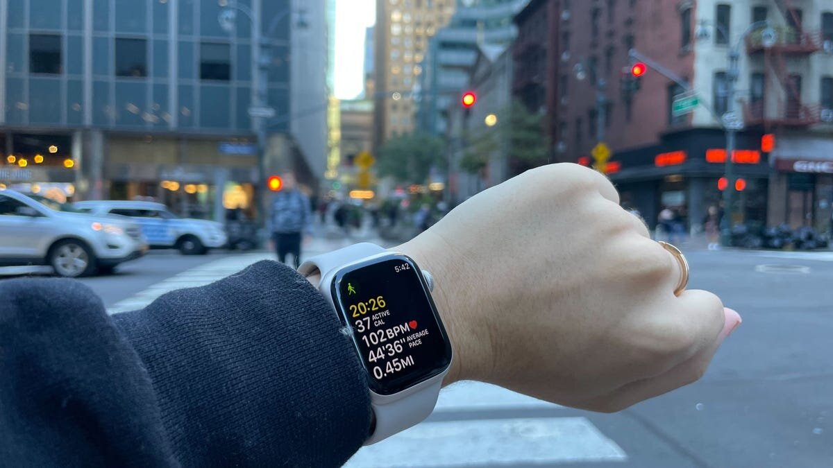 Você está visualizando atualmente Apple Watch ajuda a detectar câncer raro em garota de 12 anos