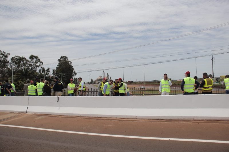 Você está visualizando atualmente DOURADOS: Obras do viaduto do trevo do DOF foram tecnicamente liberadas