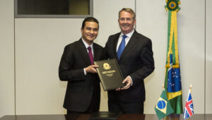 Leia mais sobre o artigo Brasil e Reino Unido assinam memorando na OMC