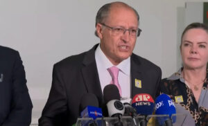 Leia mais sobre o artigo Casa Civil nomeia Alckmin e oficializa início da transição