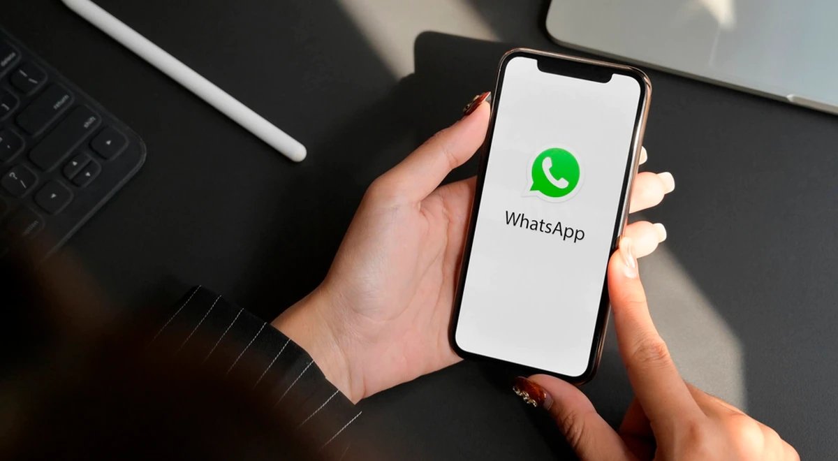 Você está visualizando atualmente WhatsApp lança no Brasil função que permite achar empresas