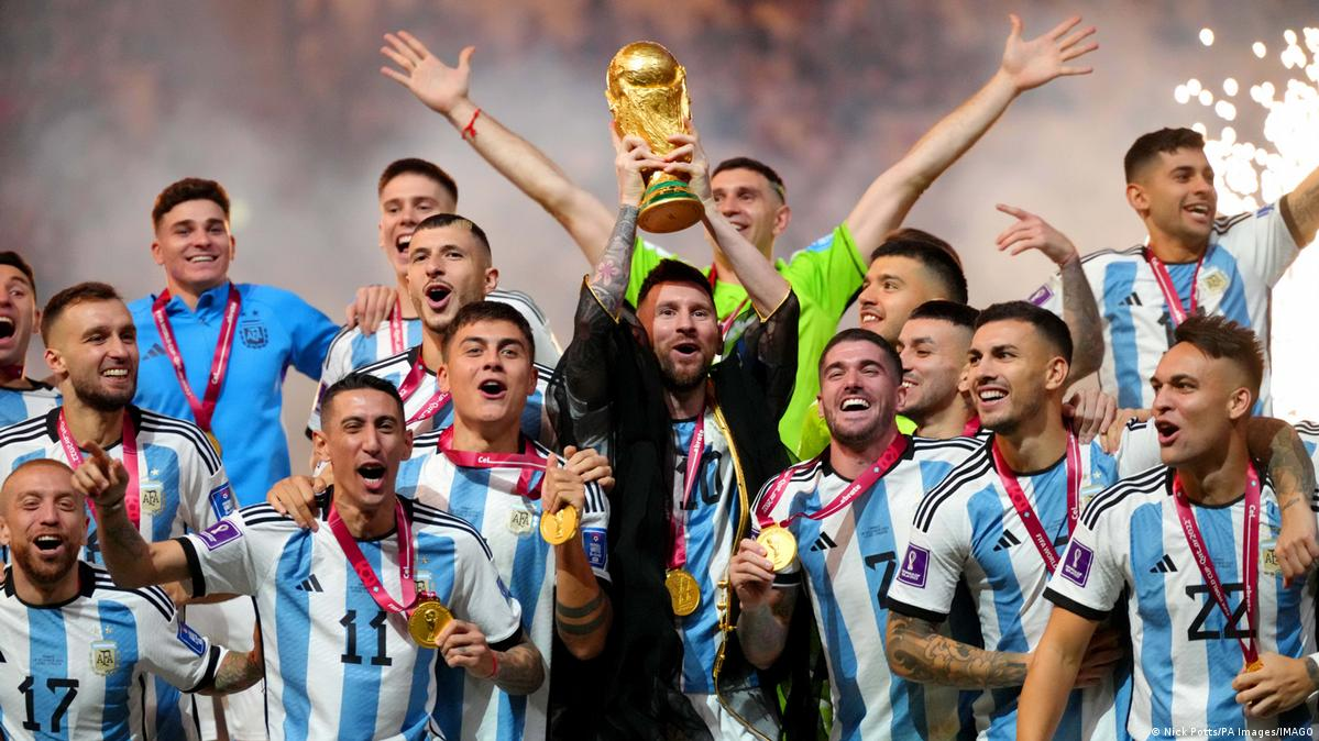 Você está visualizando atualmente Argentina vence a França e é campeã da Copa do Mundo do Catar