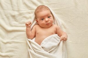 Leia mais sobre o artigo Helena e Miguel lideram ranking de nomes de bebês em 2022