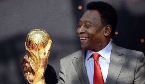 Leia mais sobre o artigo Ídolo Mundial: Morre Pelé o ex- jogador de futebol brasileiro