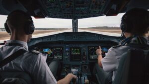 Leia mais sobre o artigo CAOS: Pilotos de avião e comissários entram em greve