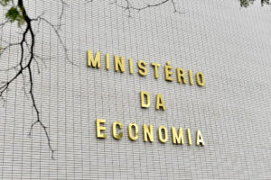 Leia mais sobre o artigo Qual a diferença entre os ministérios da Economia e Fazenda?