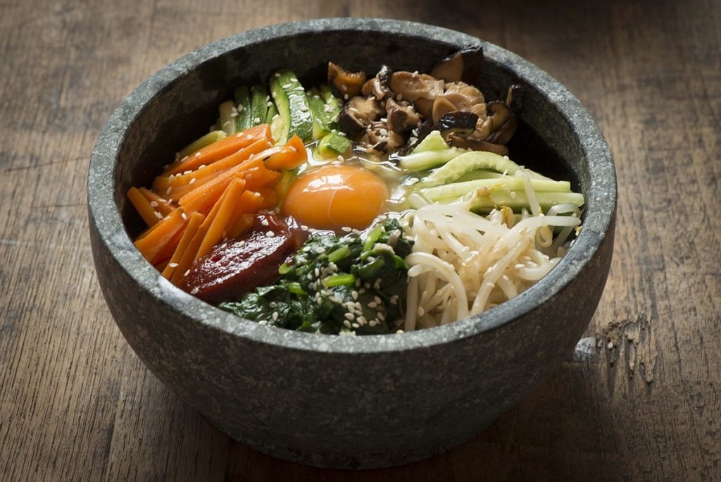 Você está visualizando atualmente Conheça a culinária coreana e seus pratos típicos