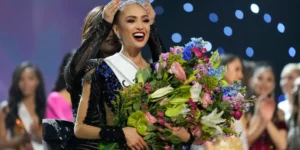 Leia mais sobre o artigo Miss Estados Unidos vence a 71ª edição do Miss Universo