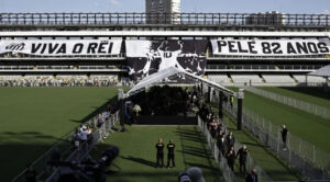 Leia mais sobre o artigo Pelé será enterrado hoje e tem a presença do presidente Lula
