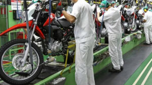 Leia mais sobre o artigo Produção de motocicletas aumenta 18,2% em 2022, diz Abraciclo
