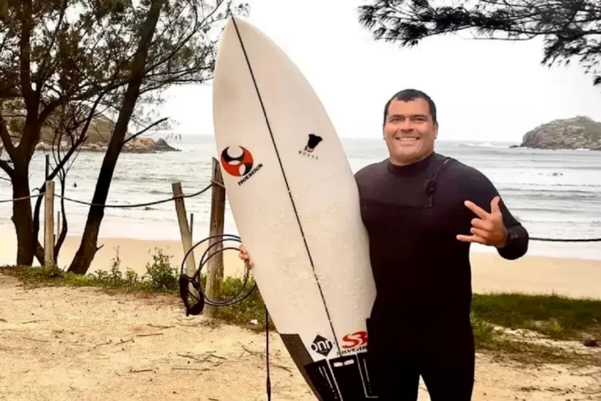 Você está visualizando atualmente Surfista Márcio Freire morre após queda em Nazaré