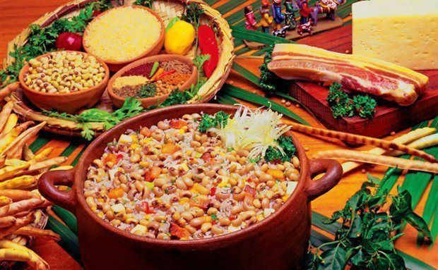 veja-7-comidas-tipicas-brasileiras-para-experimentar-pelo-pais