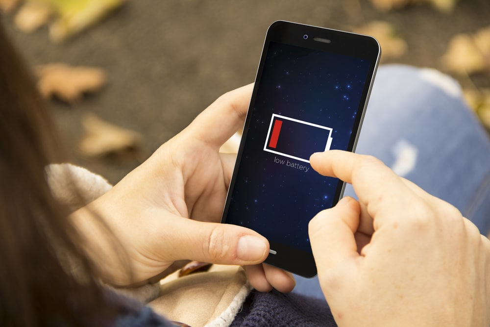 Você está visualizando atualmente Evite esses 3 hábitos para melhorar a vida útil da bateria do celular