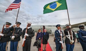 Leia mais sobre o artigo Presidente Lula chega aos Estados Unidos