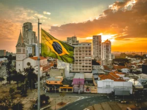 Leia mais sobre o artigo Brasil volta a ser 12ª maior economia do mundo em 2022