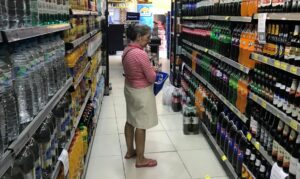 Leia mais sobre o artigo SAÚDE: Embalagens ocultam aditivos em alimentos vendidos no Brasil