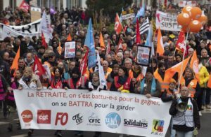 Leia mais sobre o artigo França tem novo dia de protestos contra reforma da Previdência