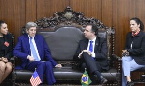 Leia mais sobre o artigo No Senado, Kerry discute pauta ambiental e parcerias com o Brasil