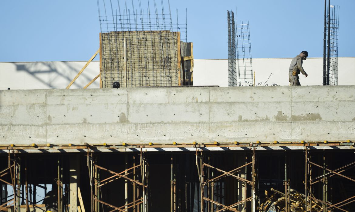 Você está visualizando atualmente Plataforma Mãos à Obra mapeará obras paradas em todo o país