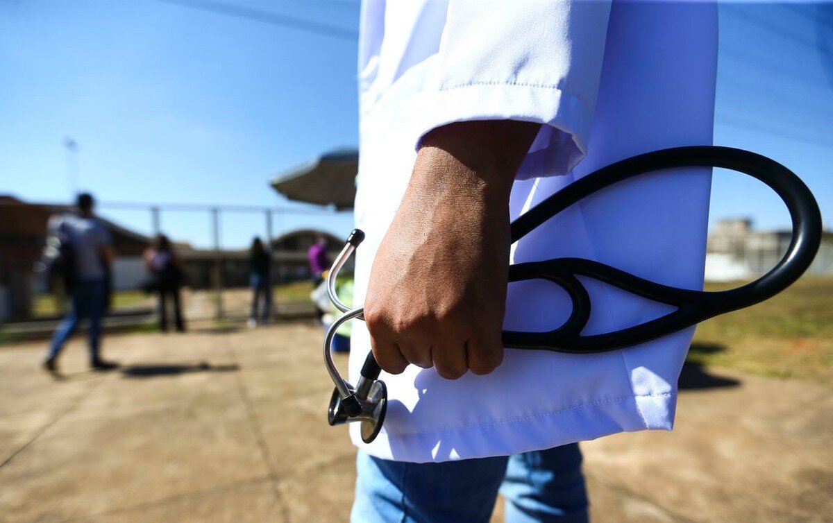 No momento, você está visualizando Edital está com mais de 6 mil vagas para o Mais Médicos