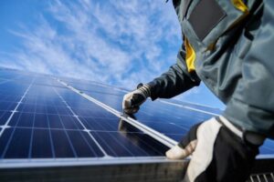 Leia mais sobre o artigo Fiems e Senai aponta benefícios de investir em energia solar
