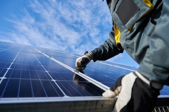 Você está visualizando atualmente Fiems e Senai aponta benefícios de investir em energia solar