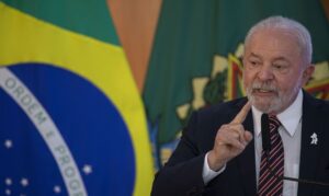 Leia mais sobre o artigo Visita de Lula à China deve render mais de 20 acordos