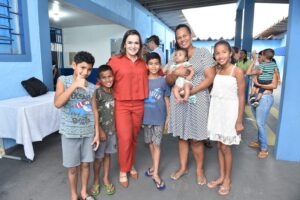 Leia mais sobre o artigo Adriane Lopes esteve na entrega da escola José Dorilêo de Pina