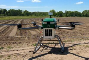 Leia mais sobre o artigo Drone trator é lançado para modernizar a agricultura