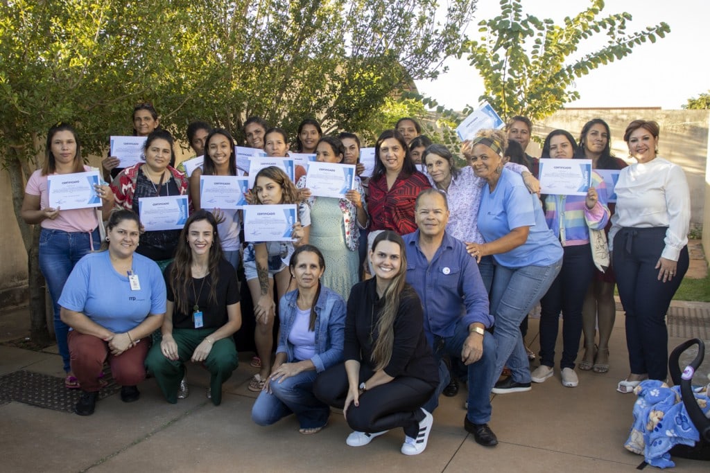 Você está visualizando atualmente Naviraí e Sanesul promovem cursos gratuitos para a população