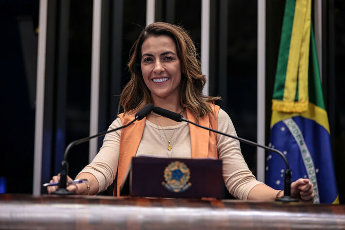 Você está visualizando atualmente Soraya Thronicke destina milhões para 4 grandes cidades de MS