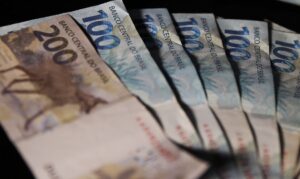 Leia mais sobre o artigo Brasileiros ainda não resgataram R$ 7,1 bi pelo Valores a Receber