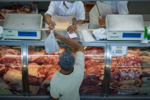 Leia mais sobre o artigo Preço da carne cai pelo sexto mês seguido e tem queda de 5,8%