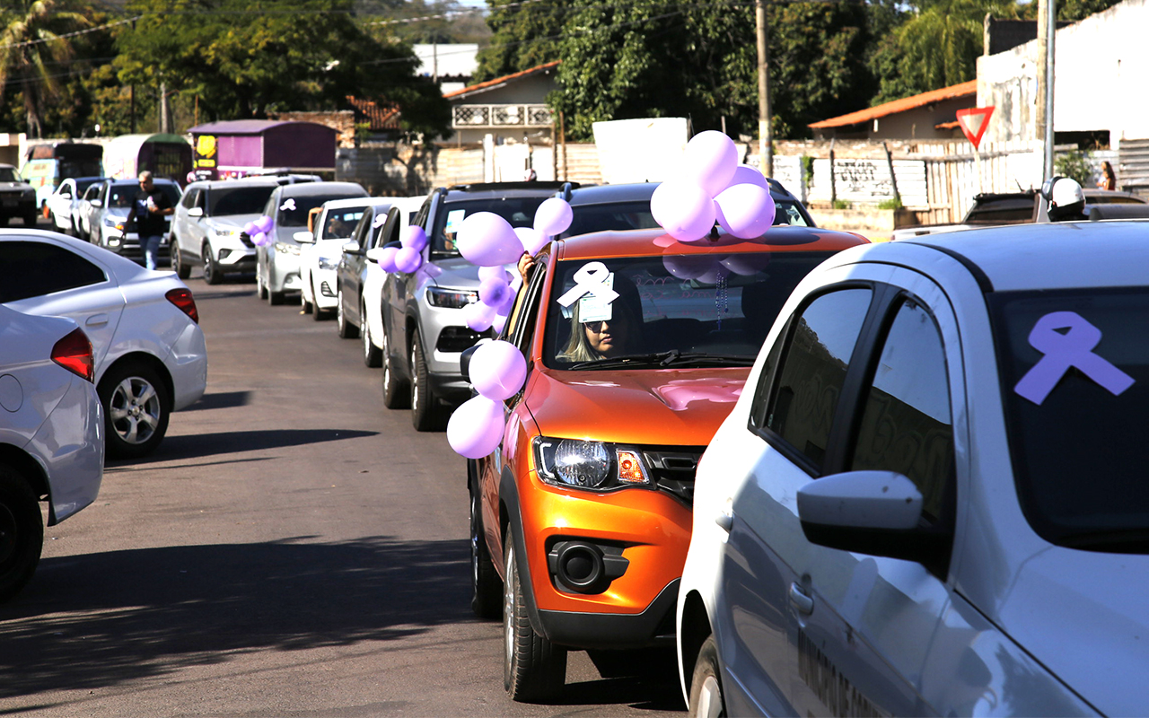 Você está visualizando atualmente Carreata marca início da campanha Agosto Lilás em Corumbá