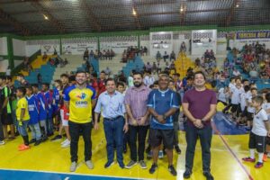 Leia mais sobre o artigo Começa a 26ª Copa Chama de Futsal de Base em Naviraí