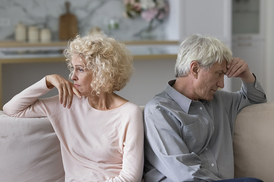 Você está visualizando atualmente Nos EUA, “divórcio grisalho” leva mais idosos a viverem sozinhos