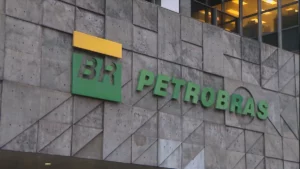 Leia mais sobre o artigo Petrobras registra lucro de R$ 28,8 bilhões no segundo trimestre