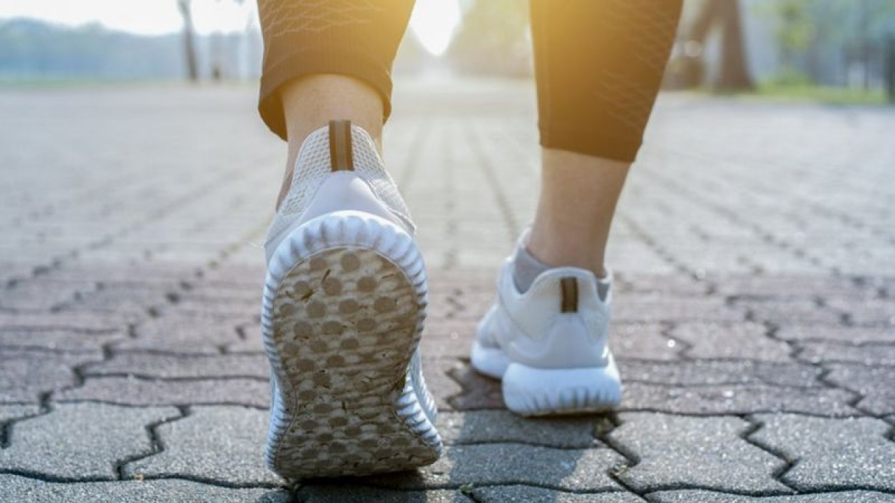 Você está visualizando atualmente DOIS MINUTOS: Caminhar após as refeições ajuda a diminuir o açúcar no sangue