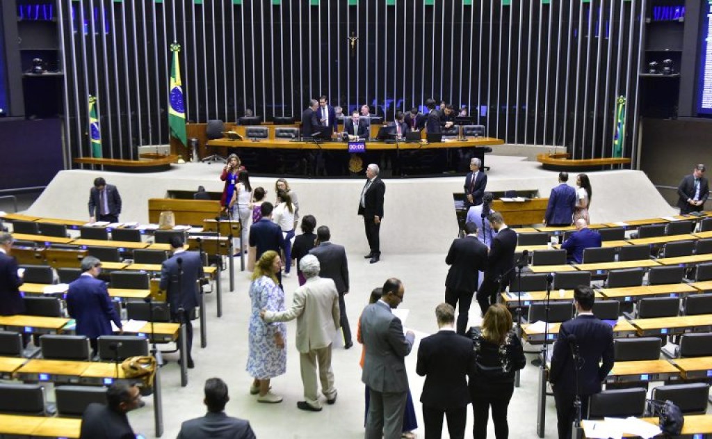 Você está visualizando atualmente Câmara aprova acordos entre Brasil e Israel