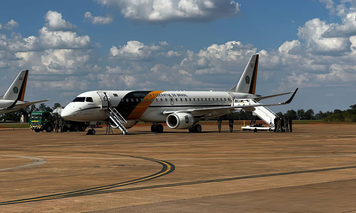 Você está visualizando atualmente OPERAÇÃO DIFÍCIL: Governo manda avião presidencial para brasileiros em Gaza