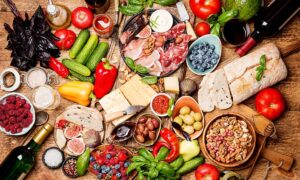 Leia mais sobre o artigo ALIMENTAÇÃO E SAÚDE: Poderá a dieta nórdica substituir a mediterrânica?