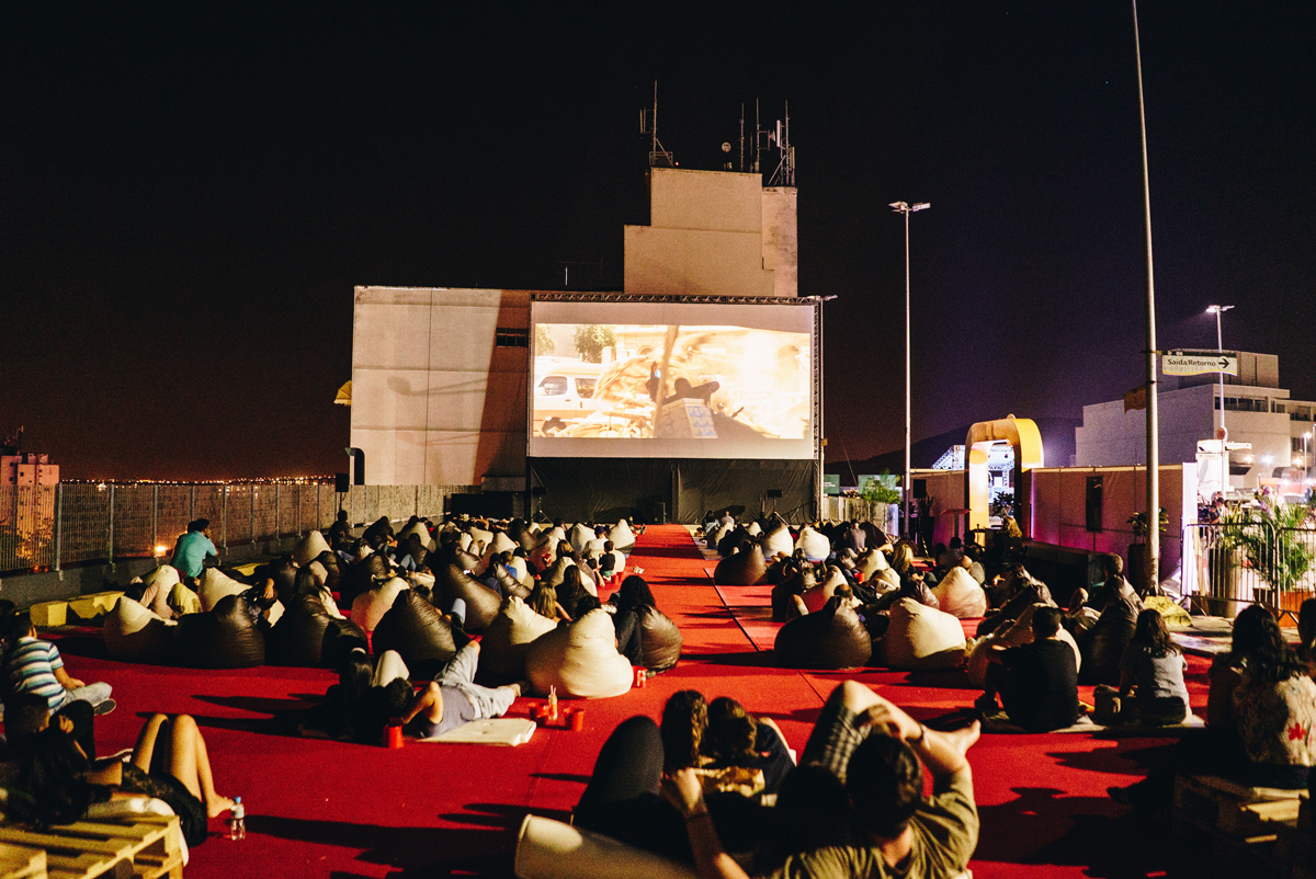 Você está visualizando atualmente Projeto CineMarco realizado à céu aberto terá sua segunda edição, domingo (29)