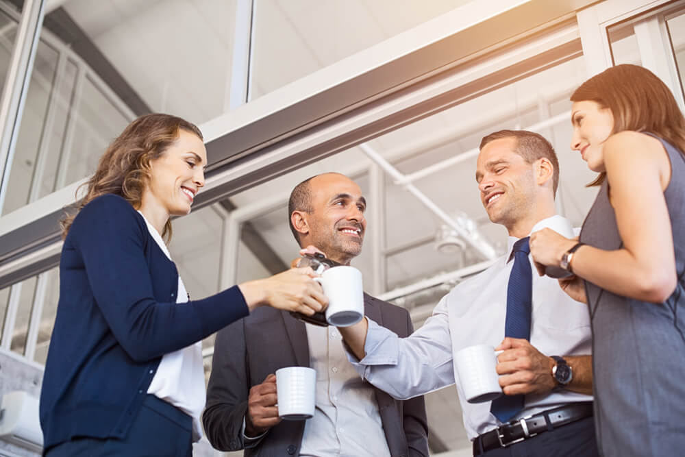 Você está visualizando atualmente Saiba o que é coffee badging, nova tendência corporativa