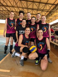 Leia mais sobre o artigo Voleibol feminino do HU-UFGD participou do VIII Jogos Abertos