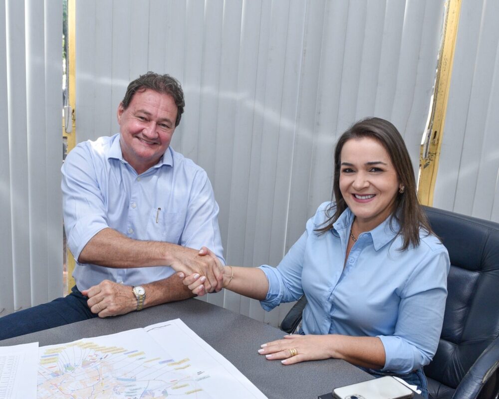 Você está visualizando atualmente Prefeita Adriana Lopes troca secretário de obras na Capital