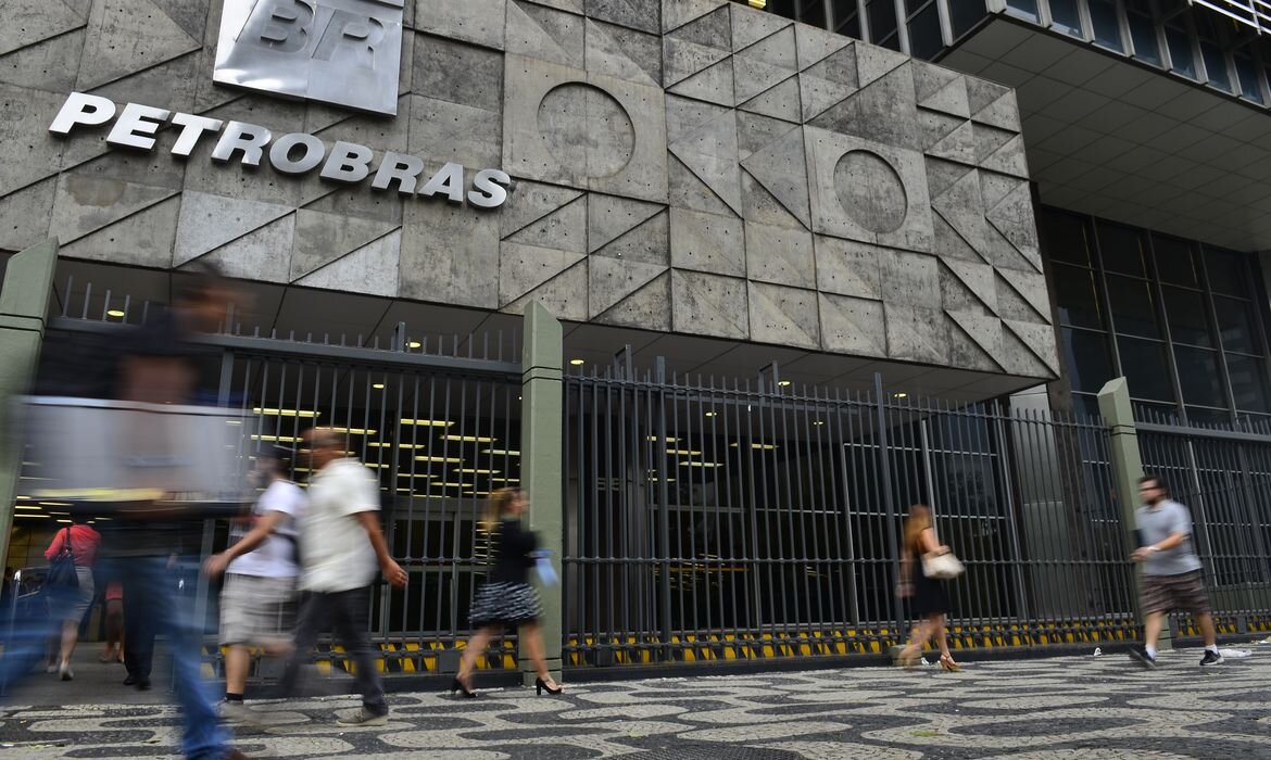 Você está visualizando atualmente Prova de concurso da Petrobras será aplicada em 35 cidades