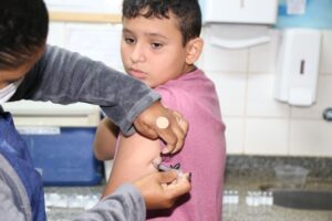 Leia mais sobre o artigo Campo Grande realiza vacinação contra a dengue em alunos REME-MS