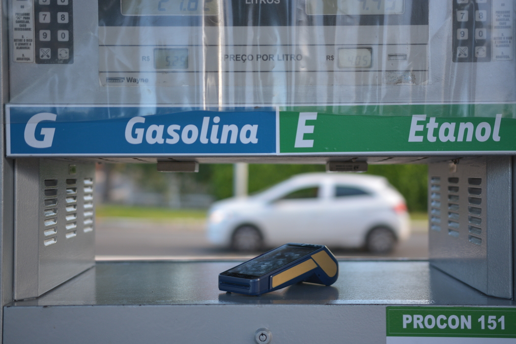 Você está visualizando atualmente Preço da gasolina sobe R$ 0,19 por litro com alta do ICMS