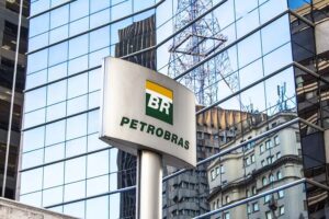 Leia mais sobre o artigo Petrobras registra lucro líquido de R$ 124,6 bilhões em 2023