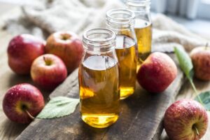 Leia mais sobre o artigo Confira os benefícios do vinagre de maçã para a saúde